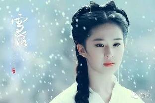 娱乐吃瓜刘亦菲,娱乐圈的瓜田，她如何成为焦点女神？